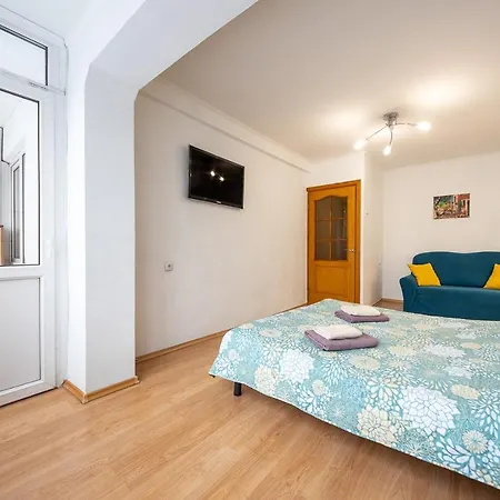 Apartment уютная на оболонском проспекте у метро *